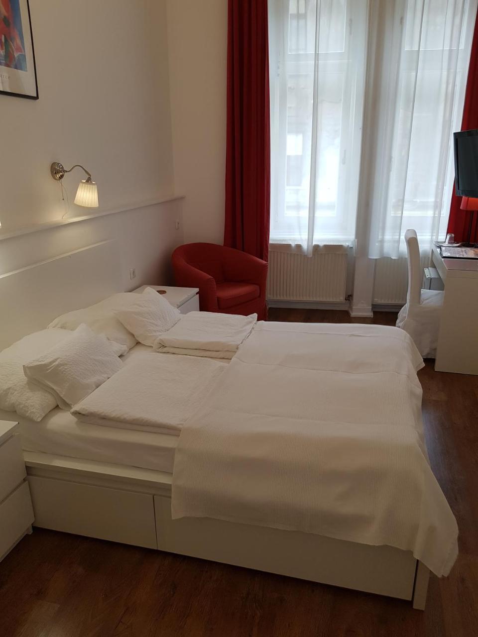 Connection Guesthouse Budapest Eksteriør bilde