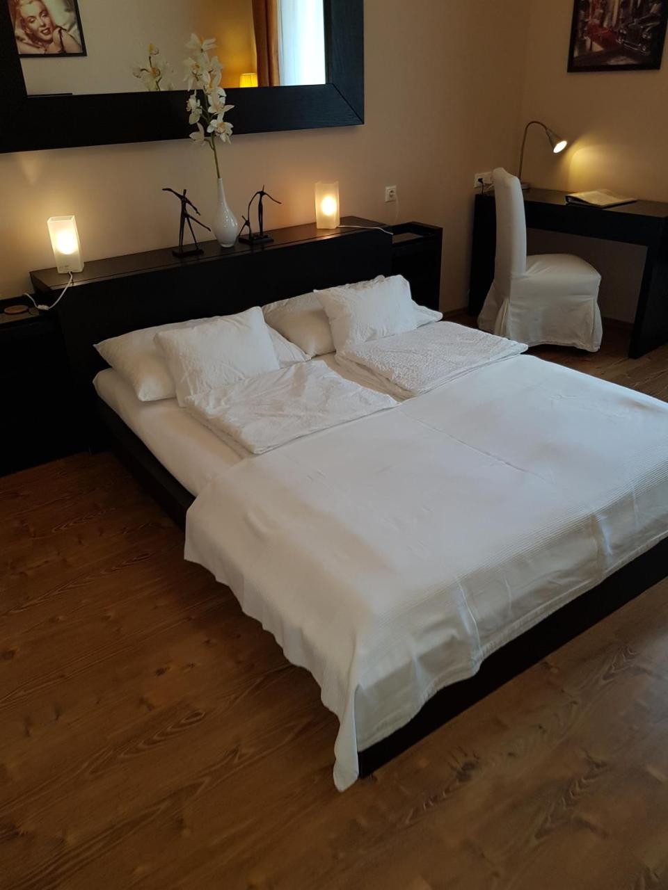 Connection Guesthouse Budapest Eksteriør bilde
